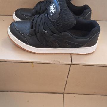 SKATE SUPERGE ŠT: 43