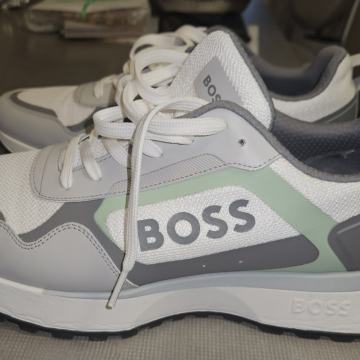 ŠPORTNI COPATI BOSS, novi, račun, št. 45