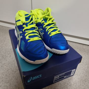 Nove teniske (športni copati) Asics gel-beyond 5 mt