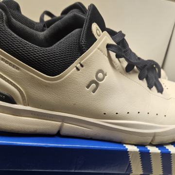 THE ROGER TENIS COPATI, model  Cloudtec, ŠT. 44,45