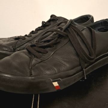 TOMMY HILFIGER - Moški nizki čevlji (42)