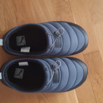 Topli copati Puma št. 40,5