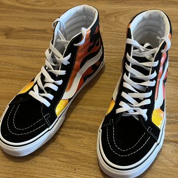 Vans Sk8-Hi Reissue Flame - št. 43 - NOVO