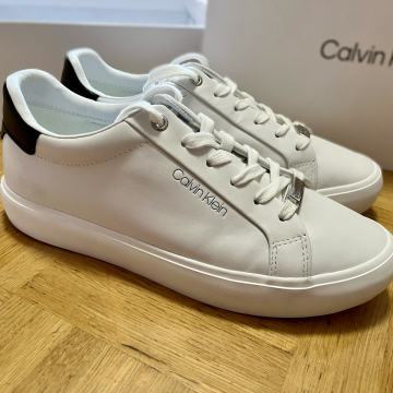 Ženske superge Calvin Klein