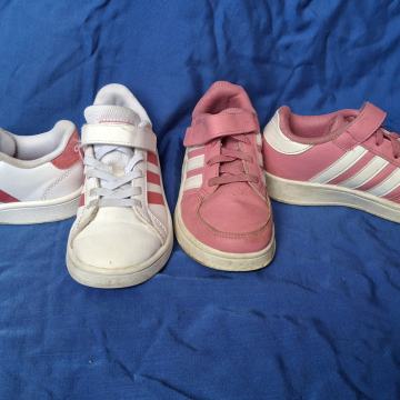 2 para Adidas dekliških superg, športnih copat, št. 28