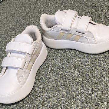 Adidas 26