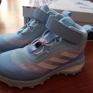 Adidas fortarun pohodni gležnjarji št. 34 frozen