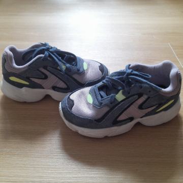 Adidas športni copati, št. 29
