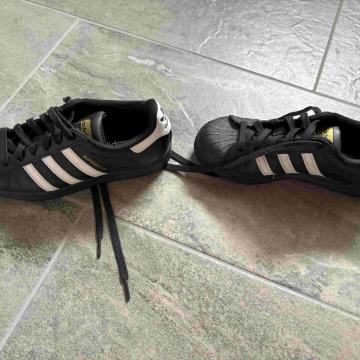 Adidas superge st. 35,5