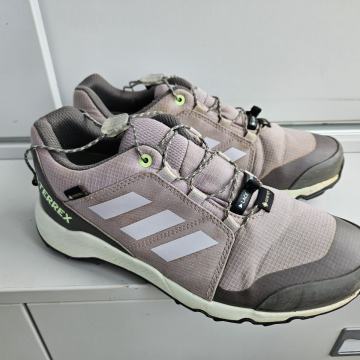 Adidas terrex 37 1/3 -  pohodni čevlji