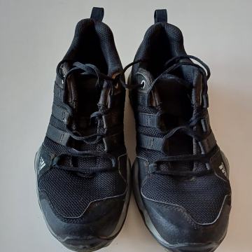 Adidas Terrex št. 36
