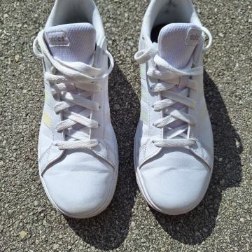 Adidaske št.37