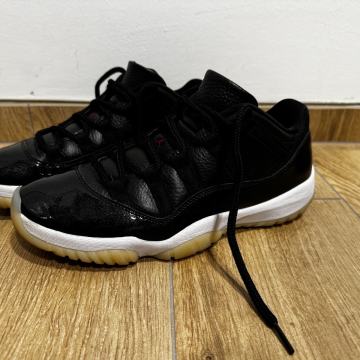 Air Jordan 11 low 72-10