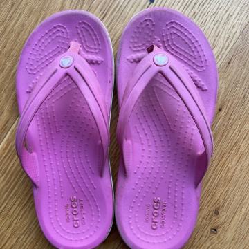 Crocs J1
