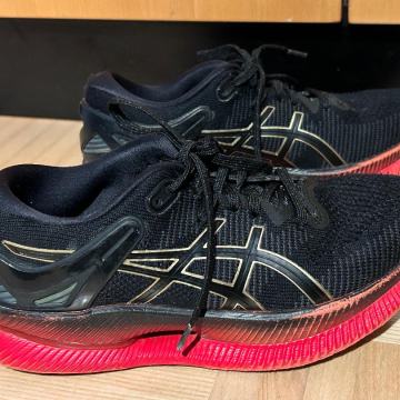 Dekliške teniske - št. 38