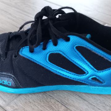 Fantovske superge ADIDAS, št.38