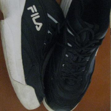 Fantovski športni copati-črni, FILA, ST.37