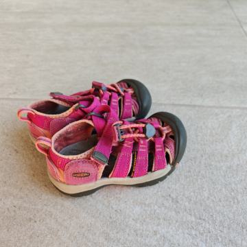 Keen št. 25/26