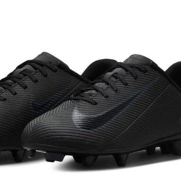 Nogometni čevlji Nike 35,5