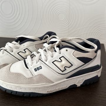 Kot novi NEW BALANCE čevlji, 37.5