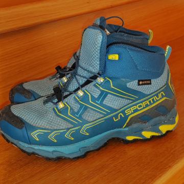 LA SPORTIVA OTROŠKI POHODNI ČEVLJI ŠT. 37