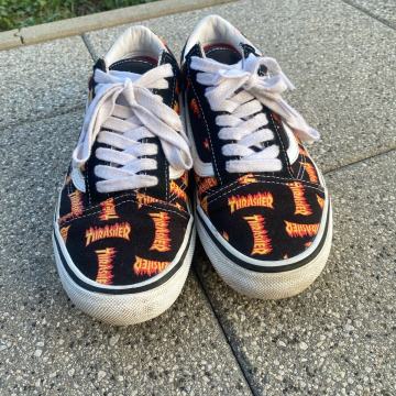 Mladinske Vans superge