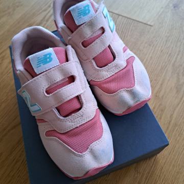 New balance 7 let 33 cm