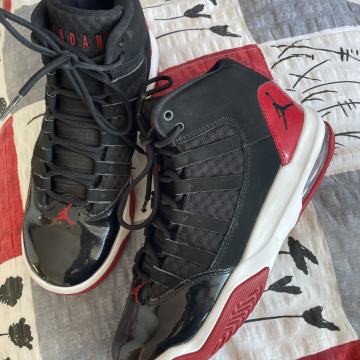 Nike Jordan košarkarski čevlji št.40