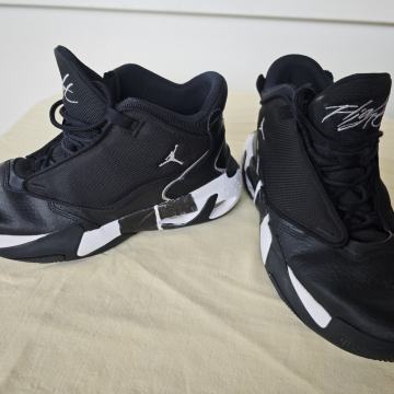 Nike Jordan Max Aura 4 - velikost 40
