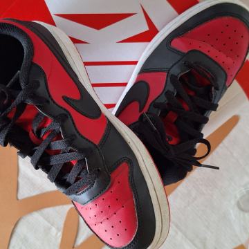 Nike, športni copati, rdeče črni, št 39