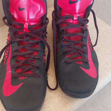 Nike športni copati,št.45