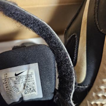 Nike superge 32čena bela