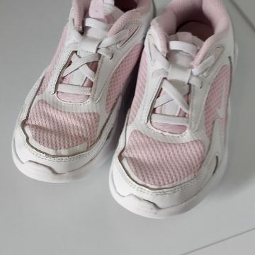 NIKE superge za deklico, št. 30