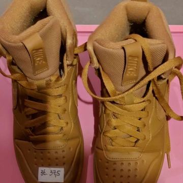 Superge Nike Dunk High – velikost 37,5