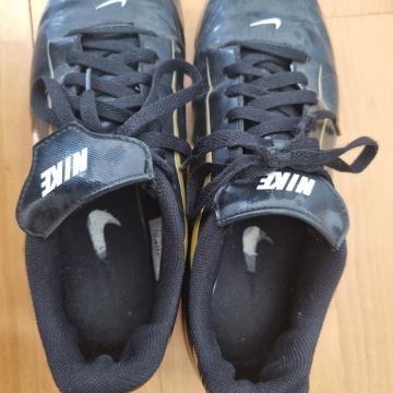 NIKE SUPERGE DVORANSKE 40