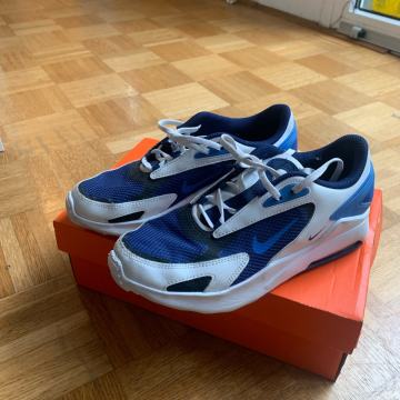 Nike superge modre in bele