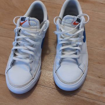 Nike superge št 39