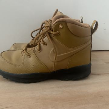 Nike waterproof