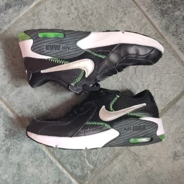 otroške superge Nike air Max št.32