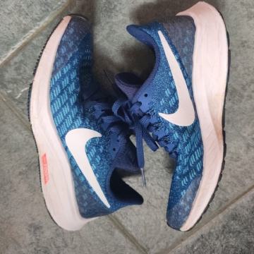 otroške superge Nike št. 32