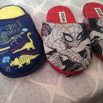 otroski copati st.30