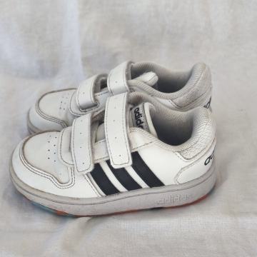 Otroški športni copati ADIDAS, vel. 241