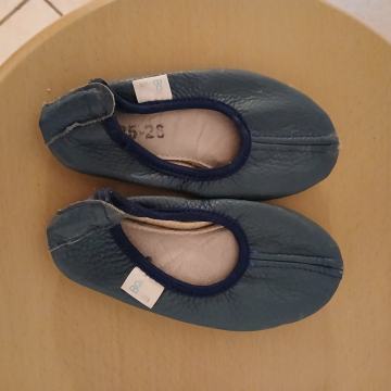 PRODAM OTROŠKE COPATE