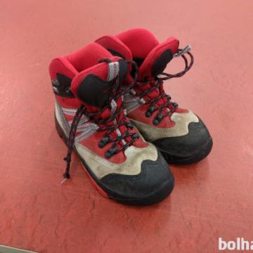 Prodam otroške hribovske čevlje, gojzarji Alpina