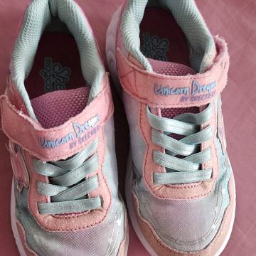 Skechers superge, stevilka 30