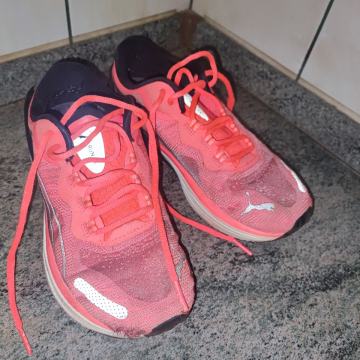 športni copati, adidaske Pum