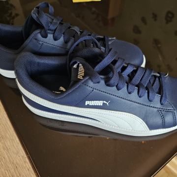 Športni copati, superge Puma 39