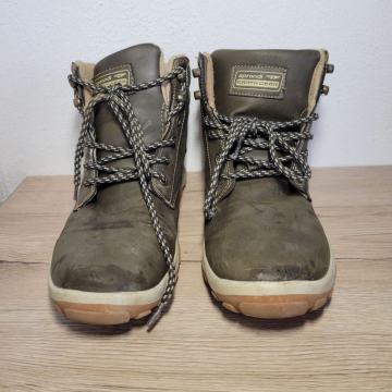 Sprondi Earth Gear zimski gležnarji št. 40 – topli in udobni
