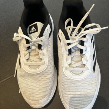 Superge adidas 38 2/3