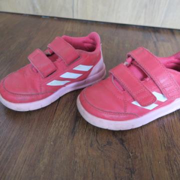 Superge Adidas št. 24